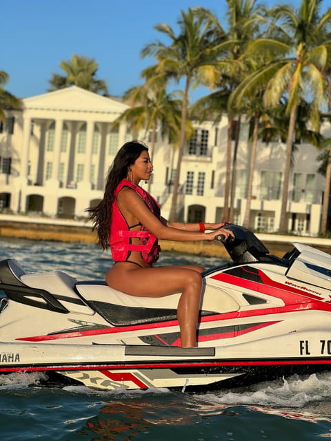 Miami Beach: WaveRunner 1 Hour Rental & 1 Hour Boat Ride - Documents, clothing, and arrival advice