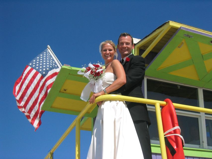 Miami: Beach Wedding or Renewal of Vows - Roses, champagne, and a useful photo package