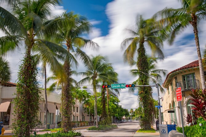 Miami Beaches Self-Guided Driving Audio Tour - Downtown Miami: Freedom Tower to Bayside Marketplace