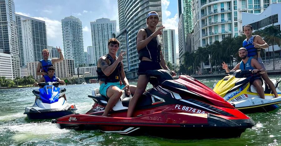 Miami: Biscayne Bay and Miami Beach Guided Jet Ski Adventure - Small groups and multilingual instruction