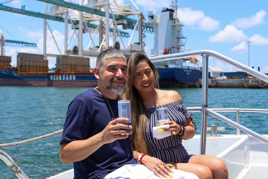 Miami: Biscayne Bay Celebrity Homes Sightseeing Cruise - South Beach, Fisher Island, and the Port of Miami