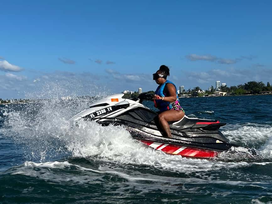 Miami: Biscayne Bay Jet Ski Rental & Free Boat Ride - Getting to the Jet Skis by boat