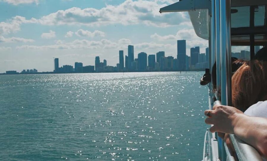 Miami: Biscayne Bay Millionaire's Homes Sightseeing Cruise - Timing, weather, and accessibility