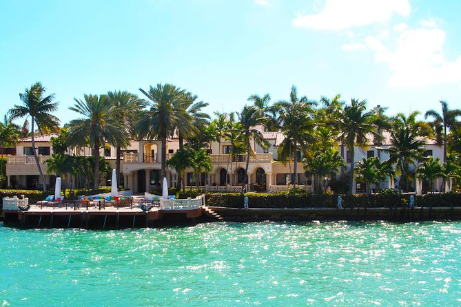 Miami Biscayne Bay rich and famous Sightseeing Boat Tour - The Venetian Islands and waterfront luxury