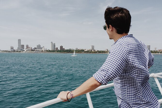 Miami Boat Tour and Sunset Cruise 90 Minutes - Downtown Miami from the water