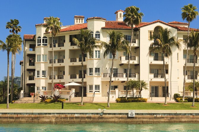 Miami Boat Tour - Celebrity Homes & Millionaire Mansions - The Venetian Islands from the water