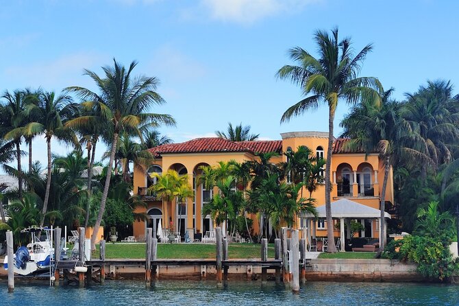 Miami Boat Tour - Celebrity Homes & Millionaire Mansions - Flagler Monument Island and the story beneath the bay