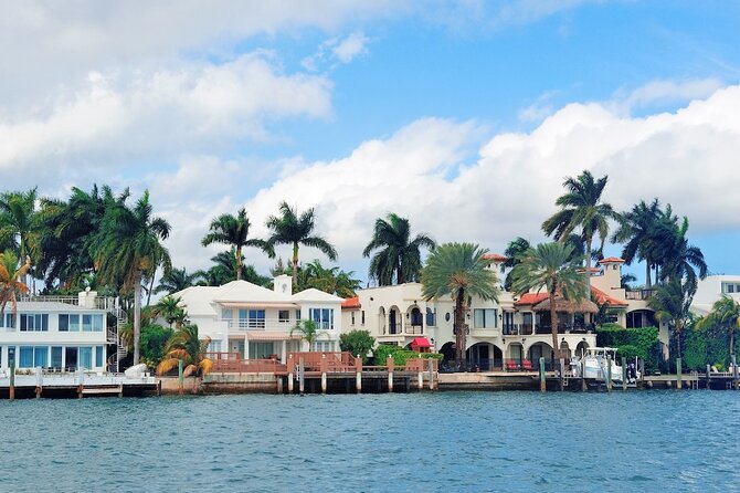 Miami Boat Tour - Celebrity Homes & Millionaire Mansions - Palm Island, Hibiscus Island, and Star Island