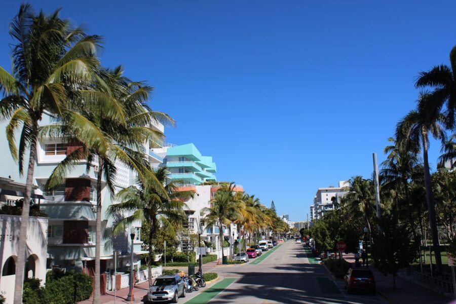 Miami : Bus, Boat & Walking Tour the Ultimate City Discovery - Key Biscayne and the skyline photograph