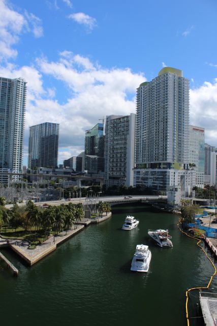 Miami : Bus, Boat & Walking Tour the Ultimate City Discovery - Adding the Biscayne Bay boat cruise