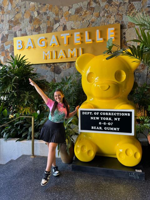 Miami Bus Tour Flamingo Open Air Trolley Bus Tours City Tour - South Beach from an open side