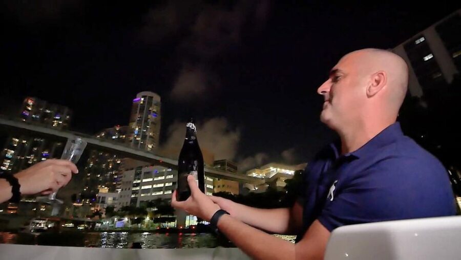 Miami: BYOB Day, Sunset or Night Private Boat Tour - What the private format changes
