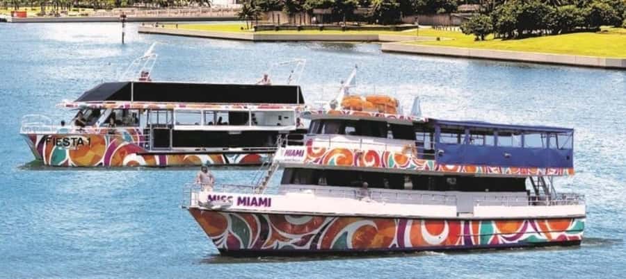 Miami: Celebrity Homes Boat Tour with Guide - Leaving Bayside Marketplace