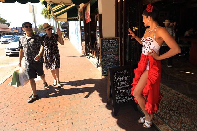 Miami City and Boat Tour Little Havana Included Plus FREE Bike Rental in SoBe - Wynwood murals in a short visit