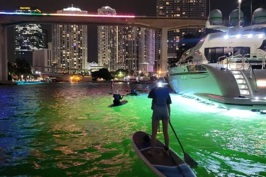Miami: City Lights SUP or Kayak Night Tour - What to wear and what to protect