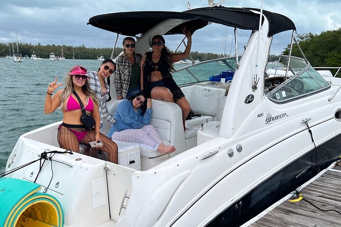 Miami Day or Night /Celebration - Luijo or Picnic Island, depending on conditions