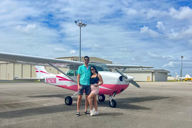 Miami Downtown Airplane Tour with Free drinks - What the Flight Feels Like in a Small Plane