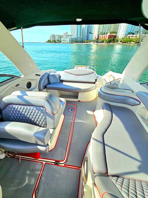 Miami: Exclusive Private Boat Guided Tour - Key points at a glance