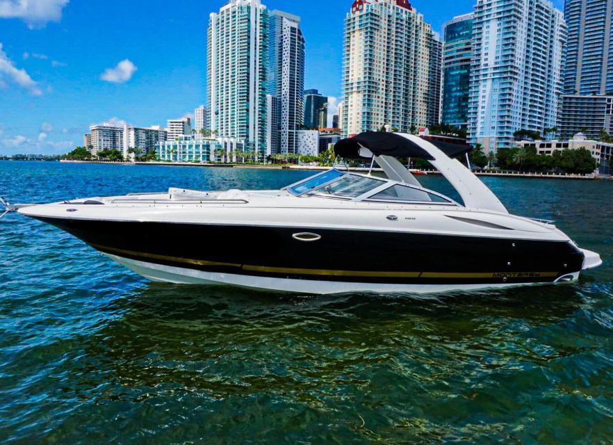 Miami: Exclusive Private Boat Guided Tour - Starting along the Miami River