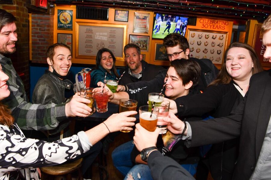 Miami: Ghosts, Boos and Booze Haunted Pub Crawl - The Tides Hotel brings old Miami atmosphere