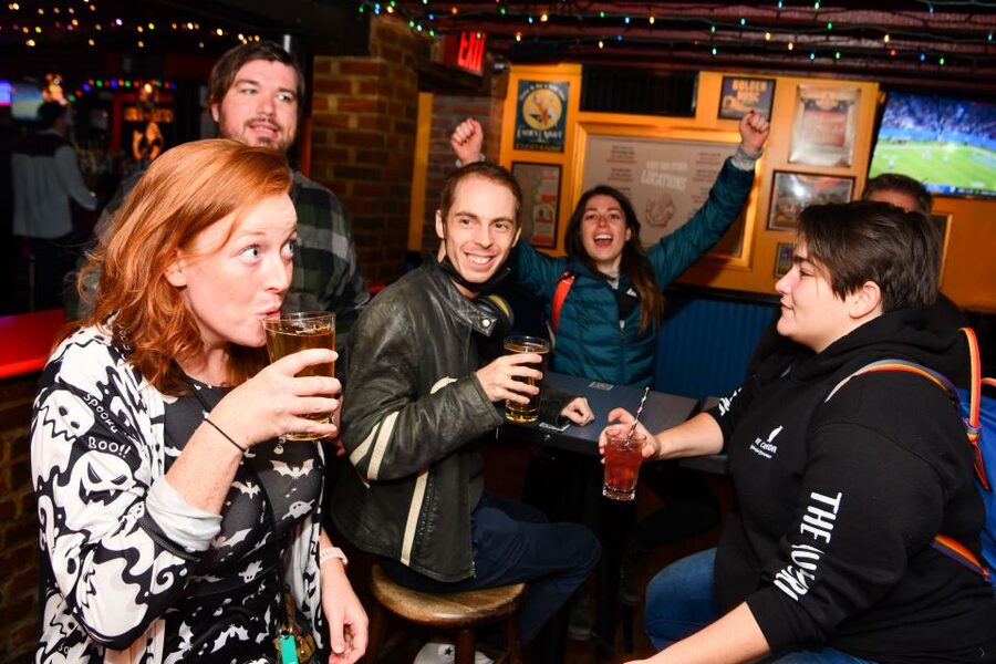 Miami: Ghosts, Boos and Booze Haunted Pub Crawl - The Clevelander and the Cuban refugee spirit