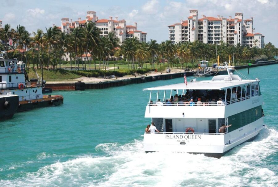 Miami: Guided Tour with Transfer from Cruise Port to Airport - Wynwood Walls and Miami’s outdoor art