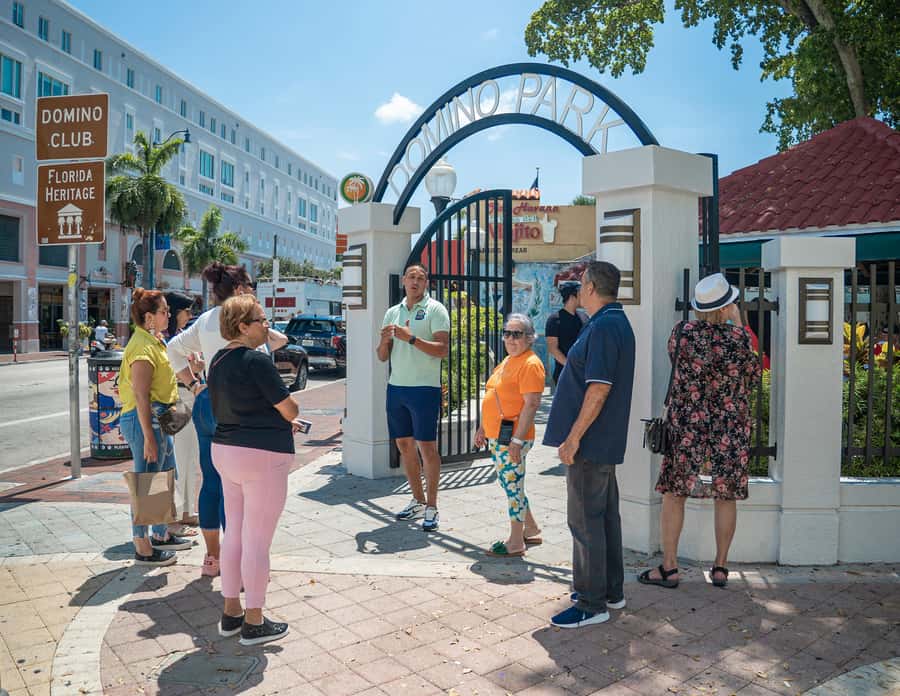 Miami: highlights Walking & Sightseeing tour - Key points to know before booking