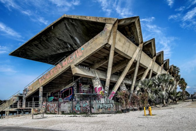Miami: History through Architecture Private Tour with Transport - Causeways, Biscayne Bay, and changing views