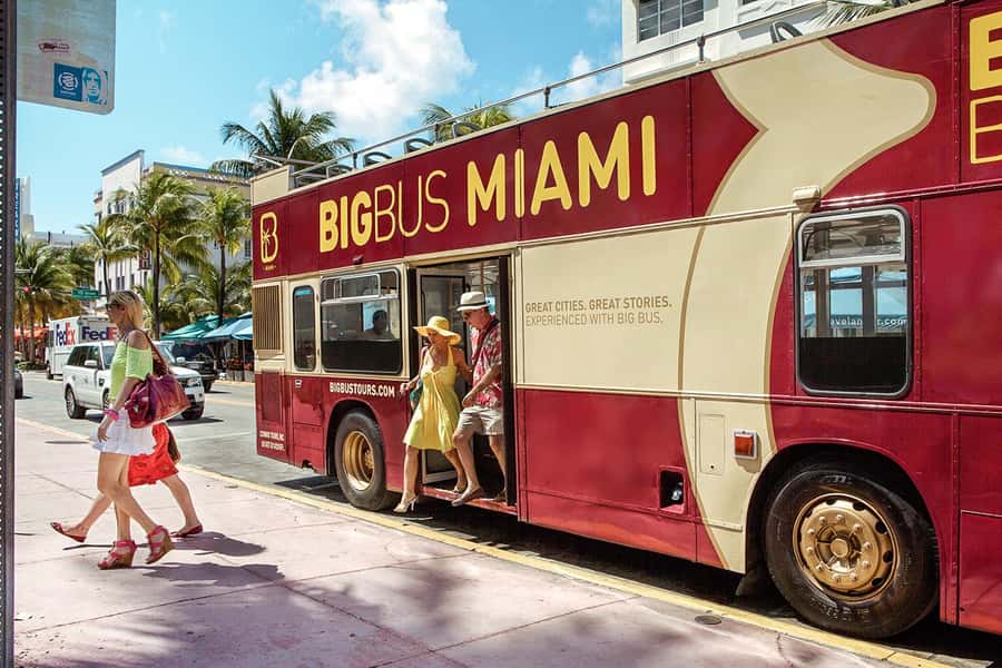 Miami: Hop-on Hop-off Open-top Bus Tour and Optional Cruise - The 8 PM panoramic night tour