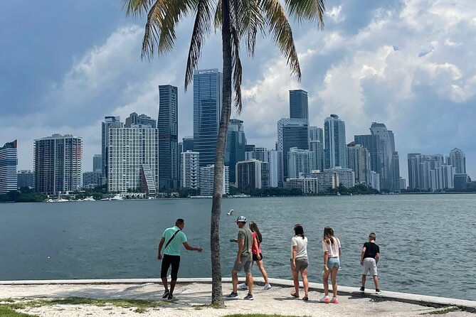 Miami in 3.5 Hours: Sightseeing, Traditions & Photography Tour - Little Havana is the heart of the experience