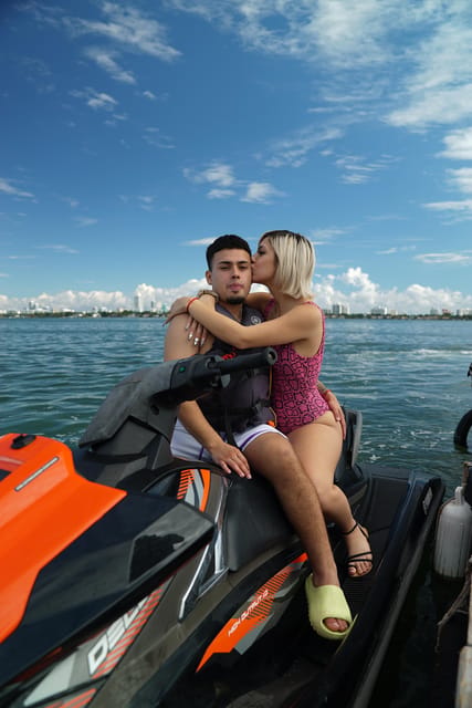 Miami: Jet Ski Adventure with Complimentary Speed Boat Ride - One Hour on Biscayne Bay
