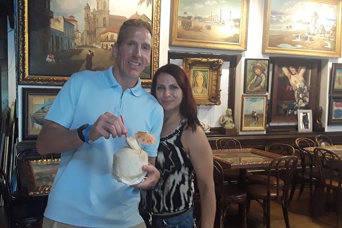 Miami Little Havana Nightlife Music Dinner and Drinks - The cigar lounge and Guantanamera Café