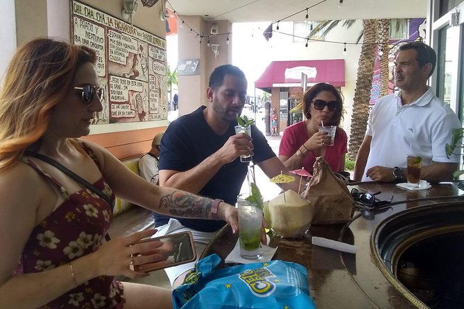 Miami Little Havana Nightlife Music Dinner and Drinks - What the guide adds