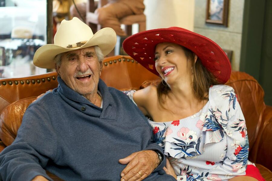 Miami: Little Havana Walking Tour (Lunch Option Available) - Seeing cigars rolled by hand