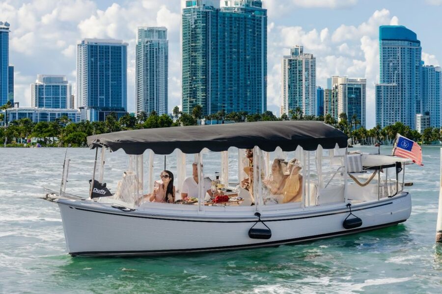 Miami: Luxury E-Boat Cruise with Wine and Charcuterie Board - Key points at a glance