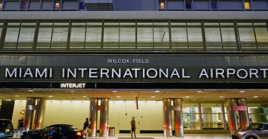 Miami: Miami International Airport & PortMiami Transfer - The 30 to 45 minute ride to Miami