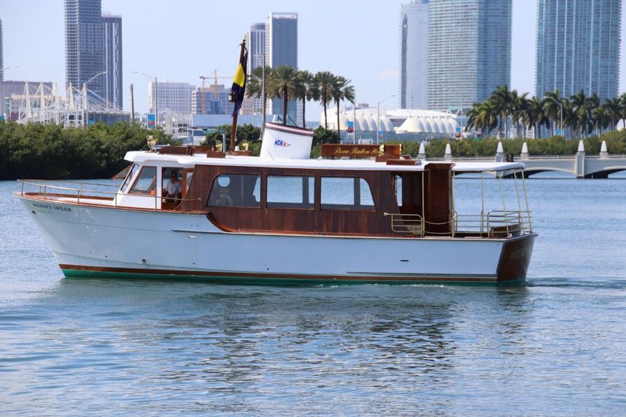 Miami: Miami Skyline Vintage Yacht Cruise, - Practical advice for a better 90 minutes
