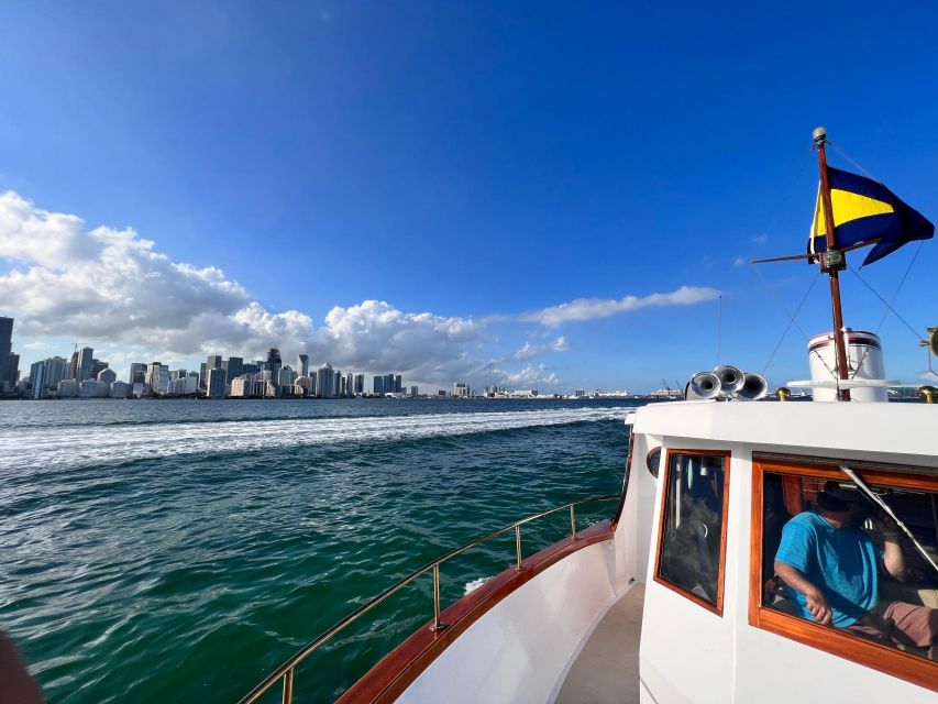 Miami: Miami Skyline Vintage Yacht Cruise, - Following the Miami River toward Miami’s beginnings