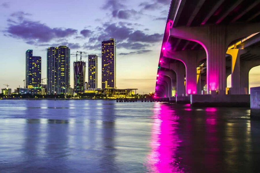 Miami Night two Hour Cruise with Open Bar & Skyline Views - Key points to know before boarding