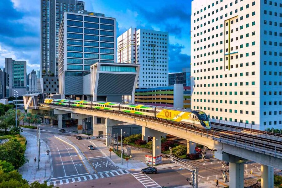 Miami or Ft Lauderdale: Train Transfer to Orlando Airport - A quiet ride instead of a punishing drive