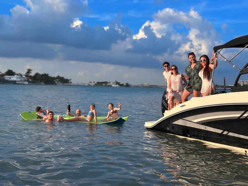Miami: Private Boat Charter Guided and Tailored Experience - Star Island and Millionaires’ Row