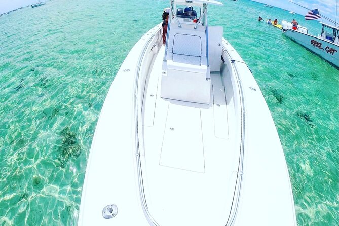 Miami Private Boat Rental to Sandbars and More - Cruising Biscayne Bay past Miami’s skyline