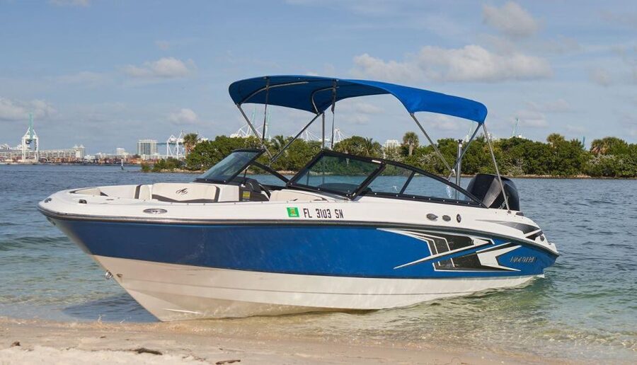Miami: Private Boat Rental with champagne and captain - Millionaire Row, Star Island, and Miami Beach