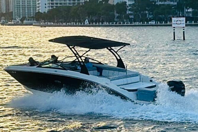 Miami Private Boat Rental with Champagne, Sandbars & Floating Mat - Star Island and Monument Island from the water