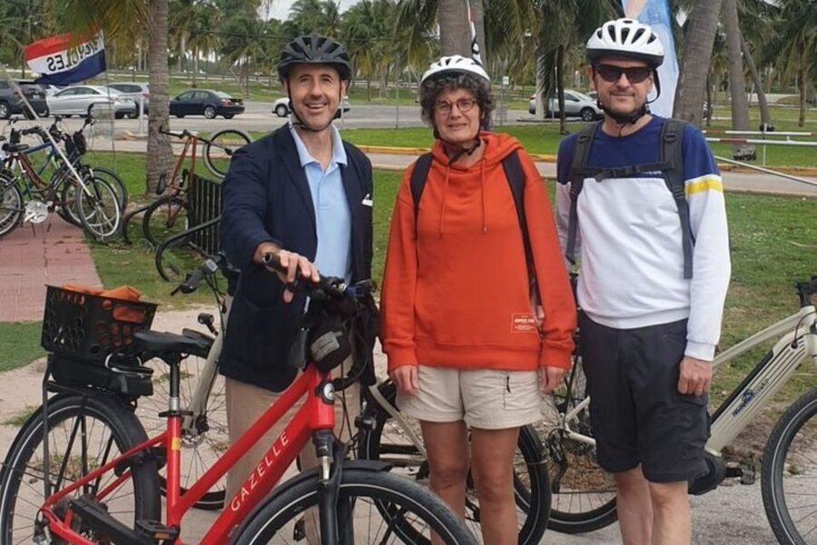 Miami: Private custom tour with a local guide - Key points to know before booking