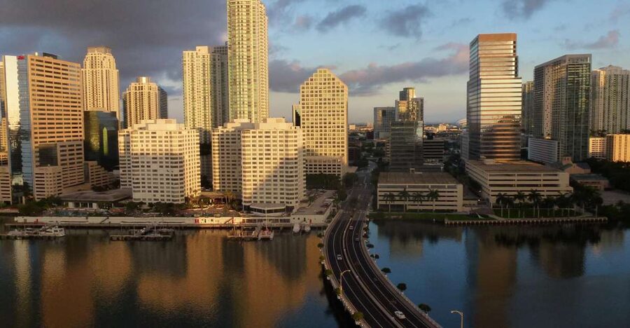 Miami: Private Customized Walking Tour with a Local Host - Extending the Experience to Six Hours
