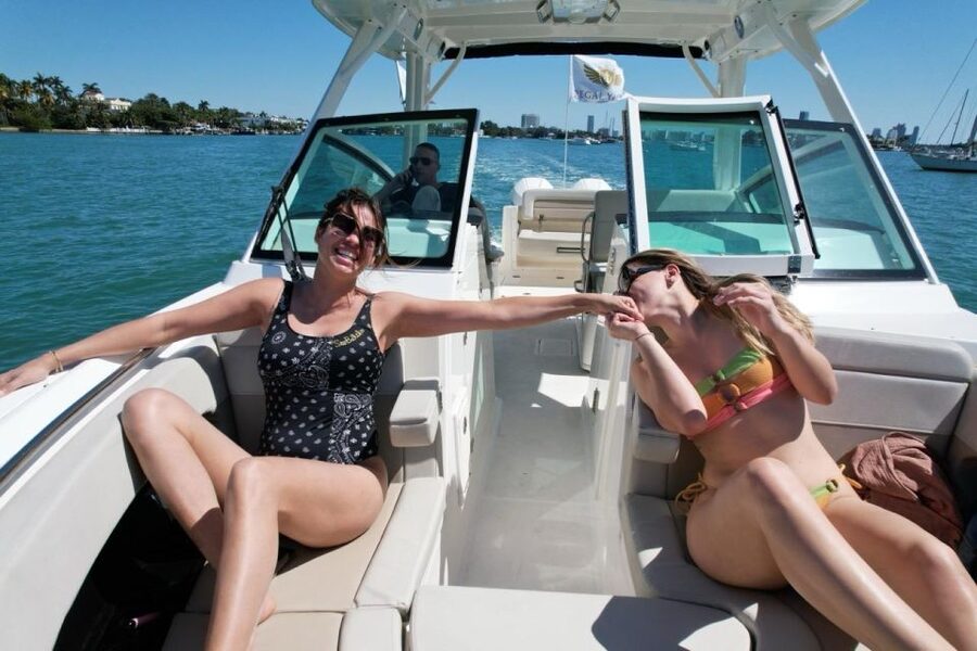 Miami: Private Star island, Miami Skyline & Miami River Tour - Is $549 a Good Value for Your Group?