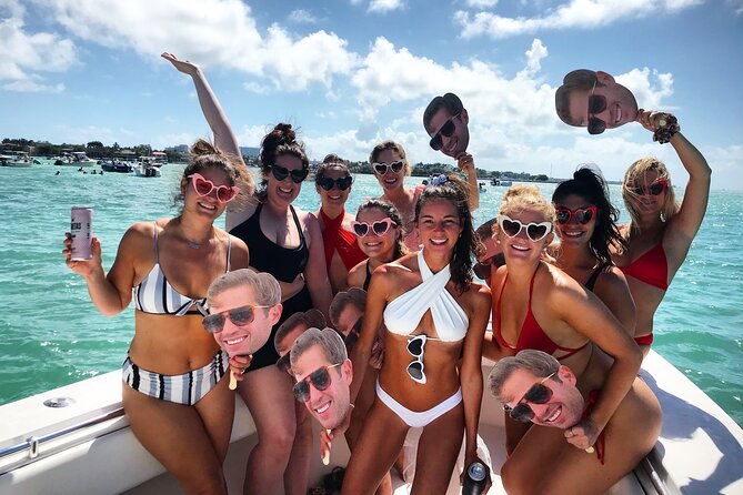 Miami Private Yacht Rental with Captain - A private boat for up to 12 people