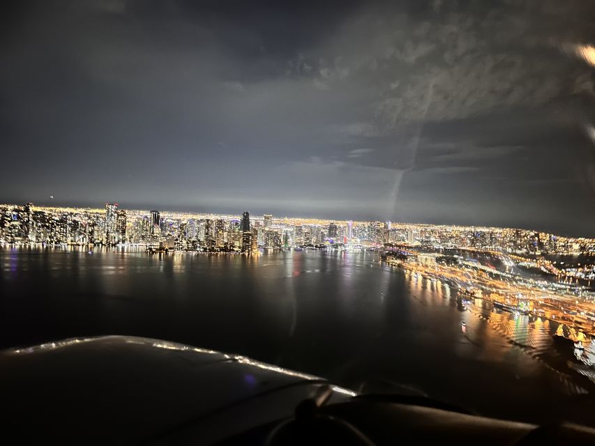 Miami: Romantic 1-Hour Private Flight Tour with Champagne - South Beach, where the flight gets its color