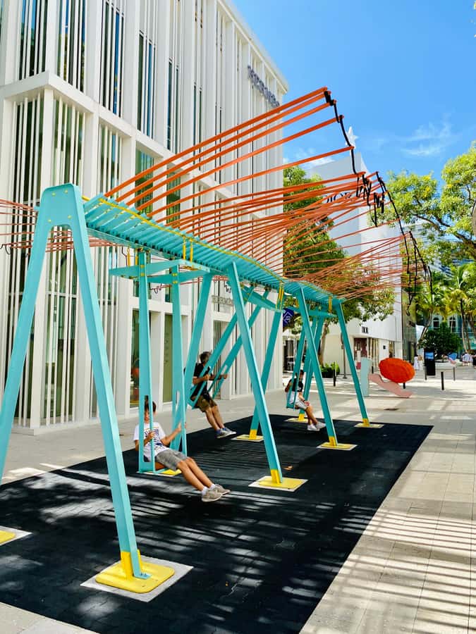 Miami's 3 iconic neighborhoods in 3.5h - in French - Timing, comfort, and simple planning tips
